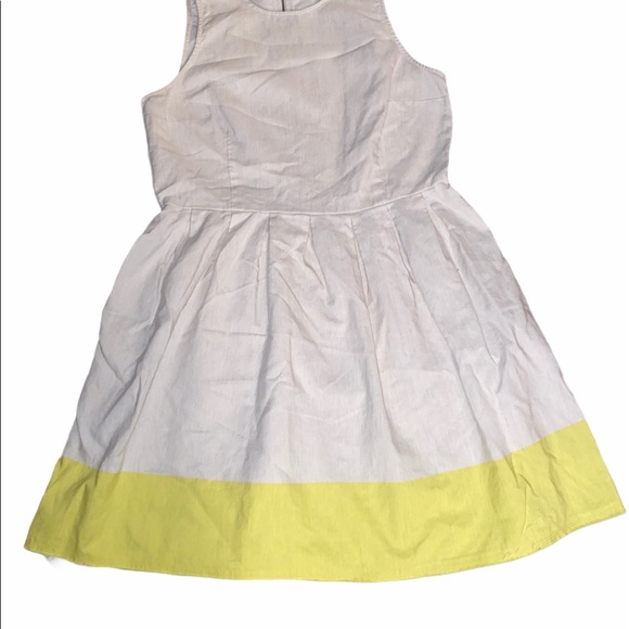 Size 12 Gap Linen Blend Dress with Yellow Trim - Picture 2 of 11